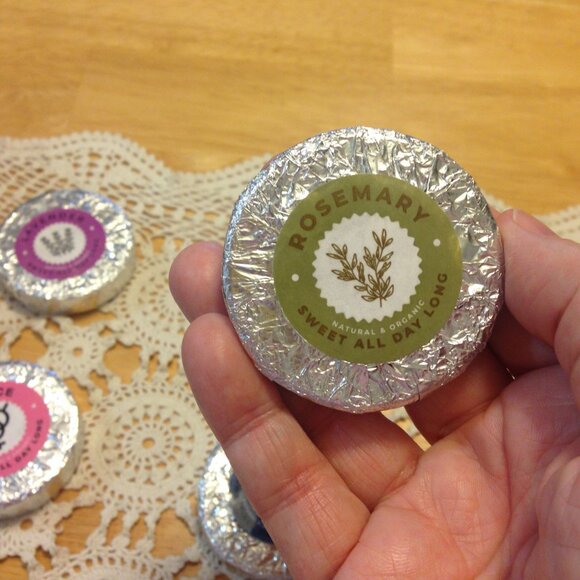 Shower Steamers, 8 different scents - Picture 3 of 9